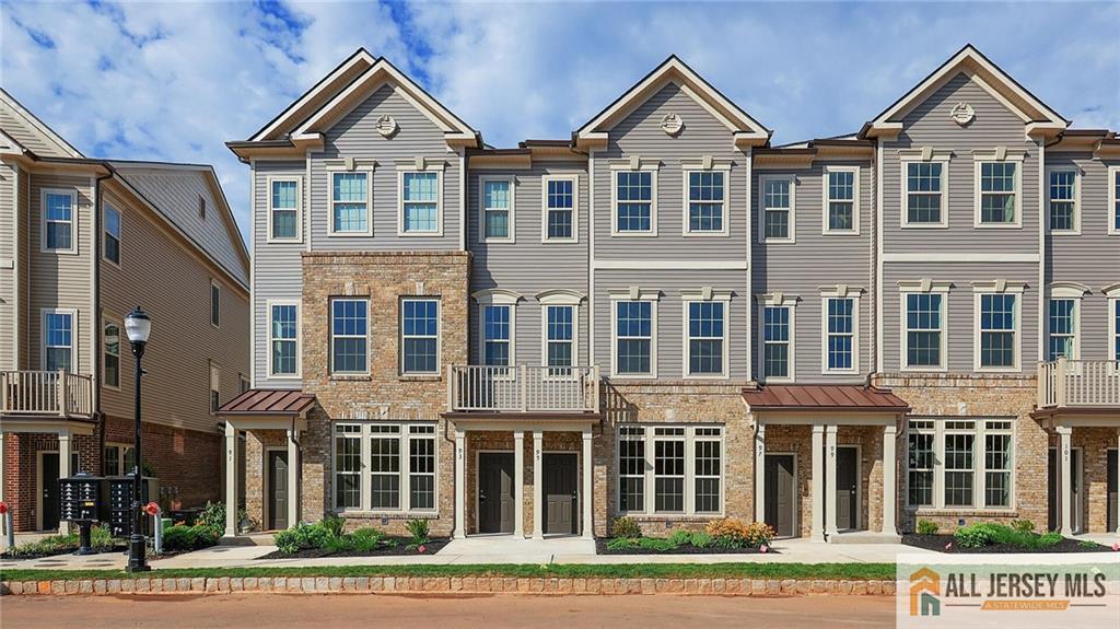 Foto principal - 95 Robeson St