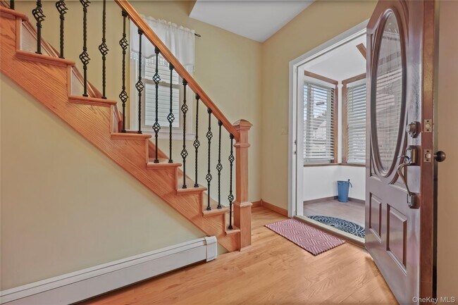 Building Photo - 29 Brookridge Ave