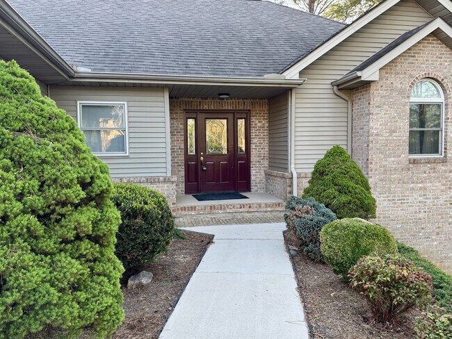 Foto del edificio - 144 Gigi Ln