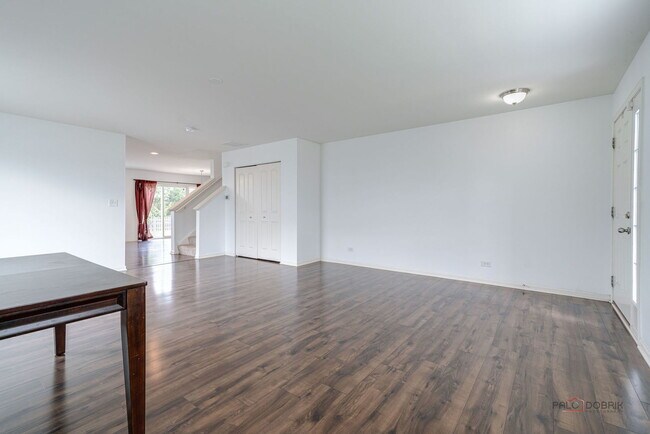 Foto del edificio - 202 Minuet Cir