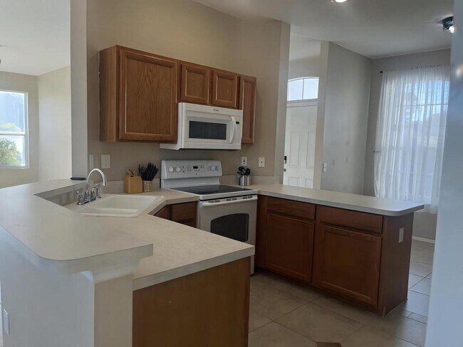 Foto del edificio - 6323 Sturbridge Ct