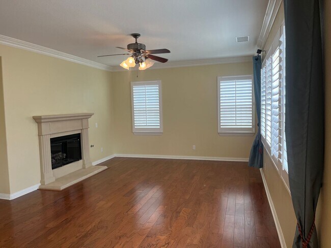 Building Photo - 32624 Juniper Berry Dr
