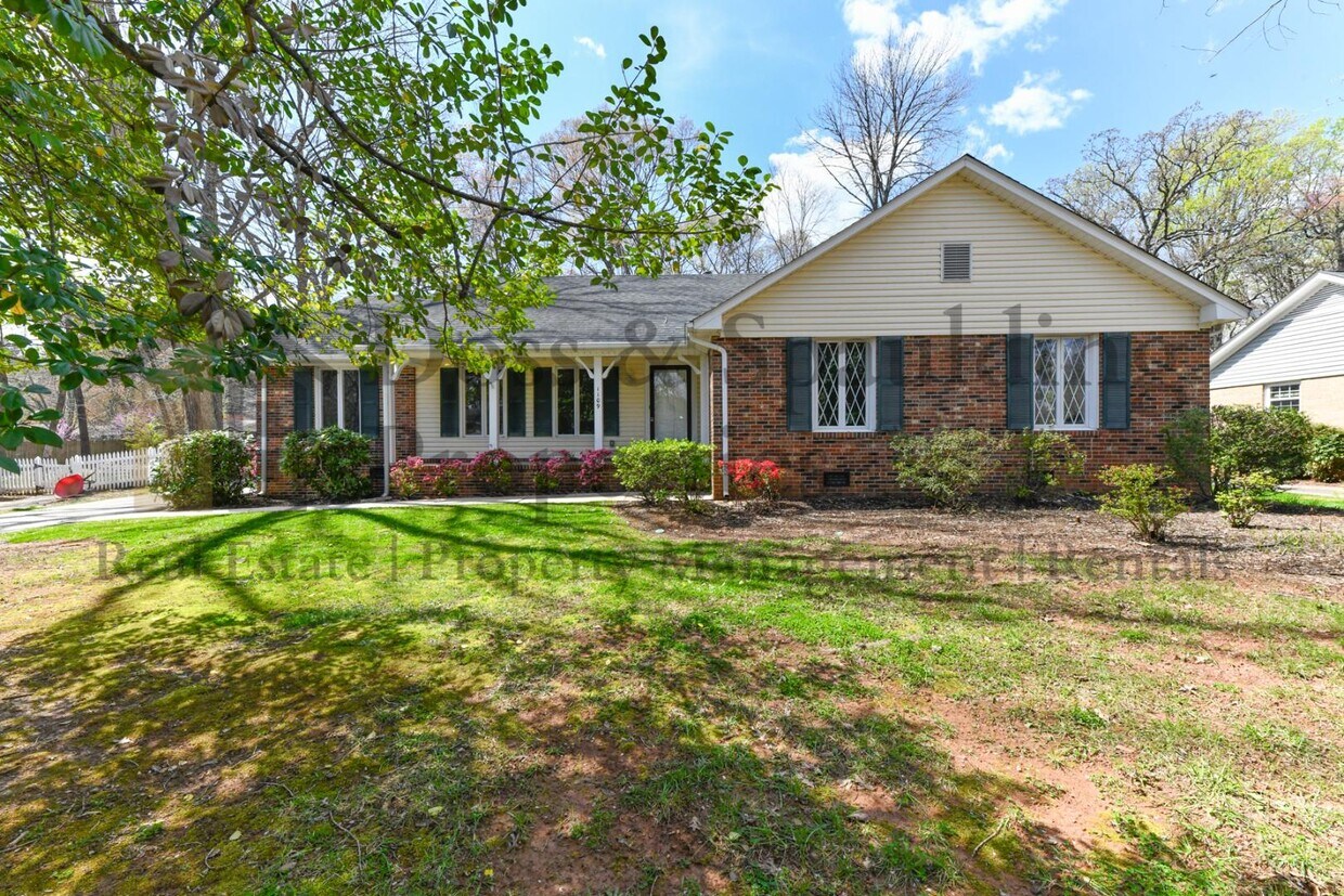 Foto principal - 1109 Monticello St
