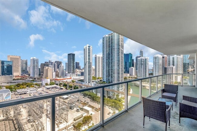 Building Photo - 185 SW 7th St