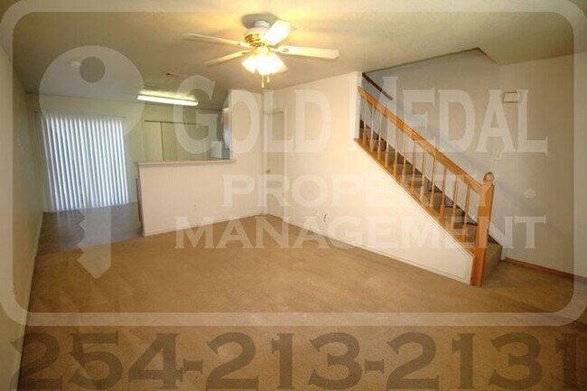 Foto del edificio - 306 Creek St