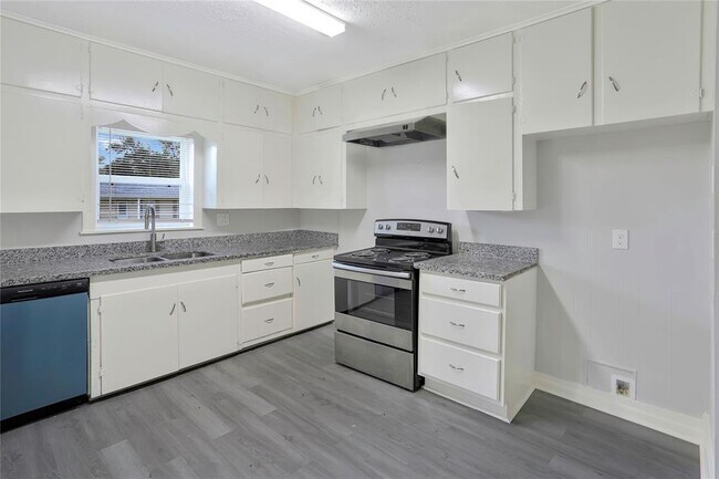 Foto del edificio - 710 E Magnolia St