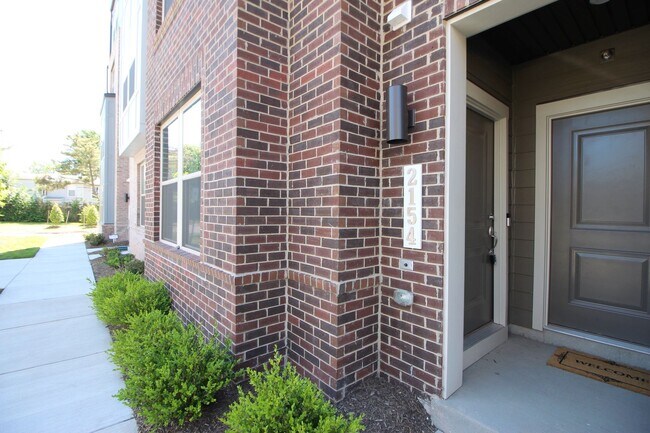 Photo - Well-located 2-bedroom Townhome