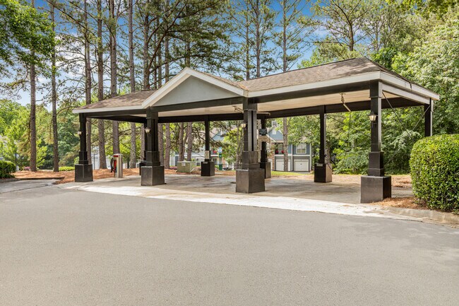 Foto del edificio - Retreat At Johns Creek