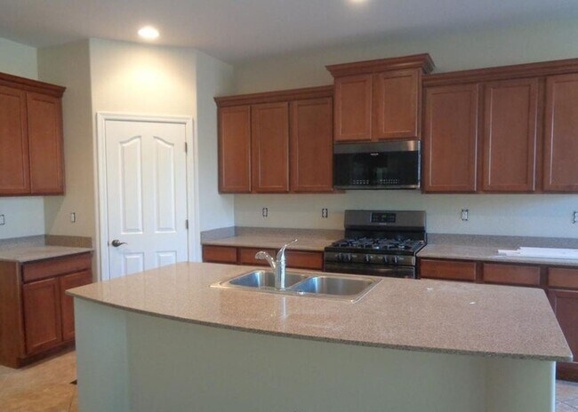 Building Photo - Vistancia 4 bed + den