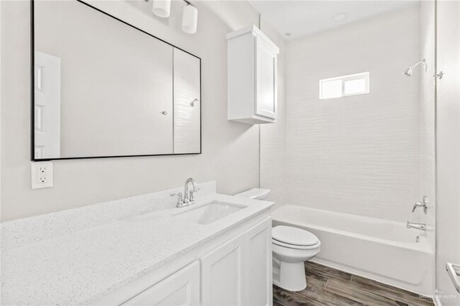 Foto del edificio - 1512 Shavano Dr