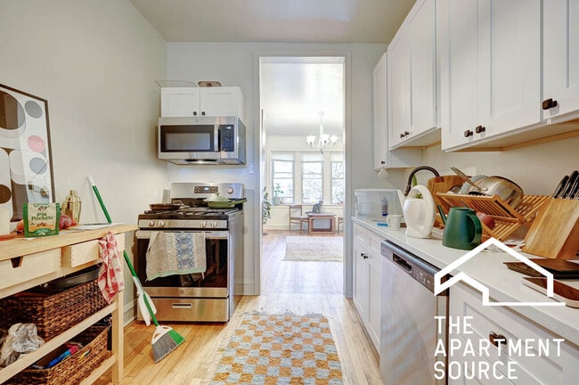 Foto del edificio - 2842 N Whipple St