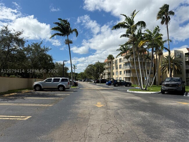 Foto del edificio - 13100 SW 92nd Ave
