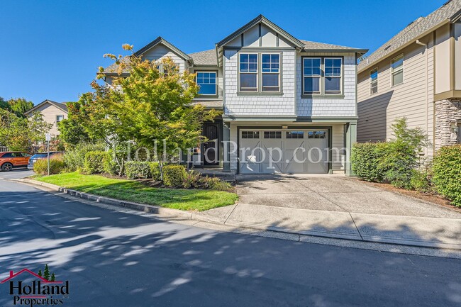 Building Photo - Gorgeous & Spacious Home 4 beds 2.5 bath!!...
