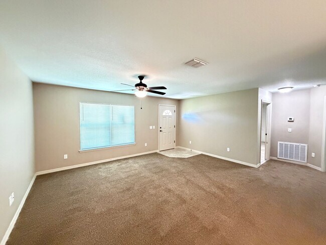 Foto del edificio - 2209 SW 156th Loop