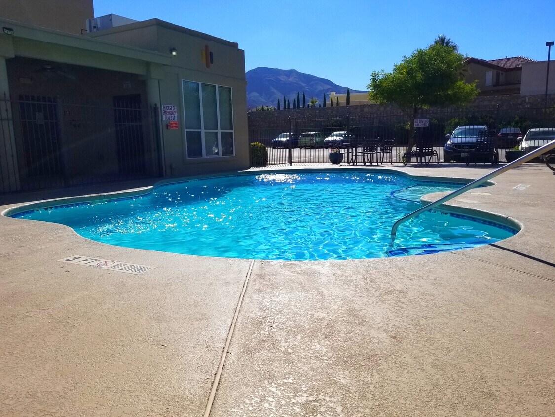 Sunset at Sandstone Ranch 4495 Jon Cunningham Blvd El Paso, TX