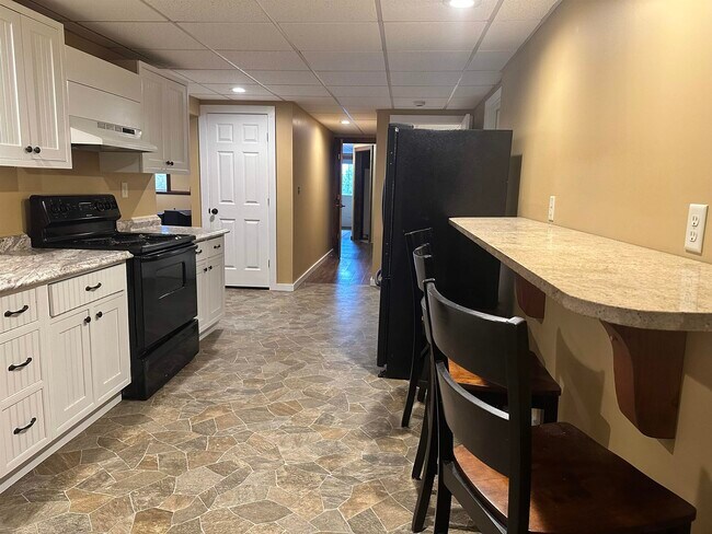 Foto del edificio - 30 Oak Ridge Dr