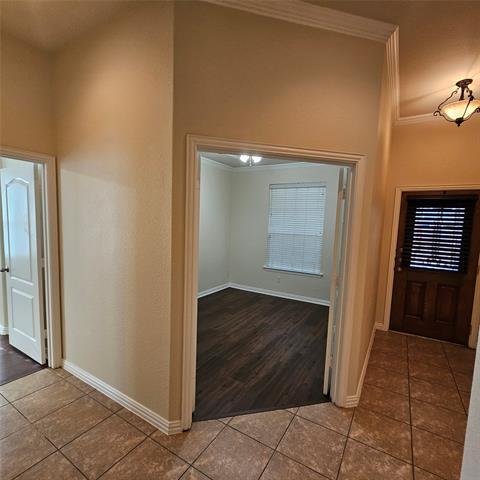 Foto del edificio - 922 Meadow Flower Ln