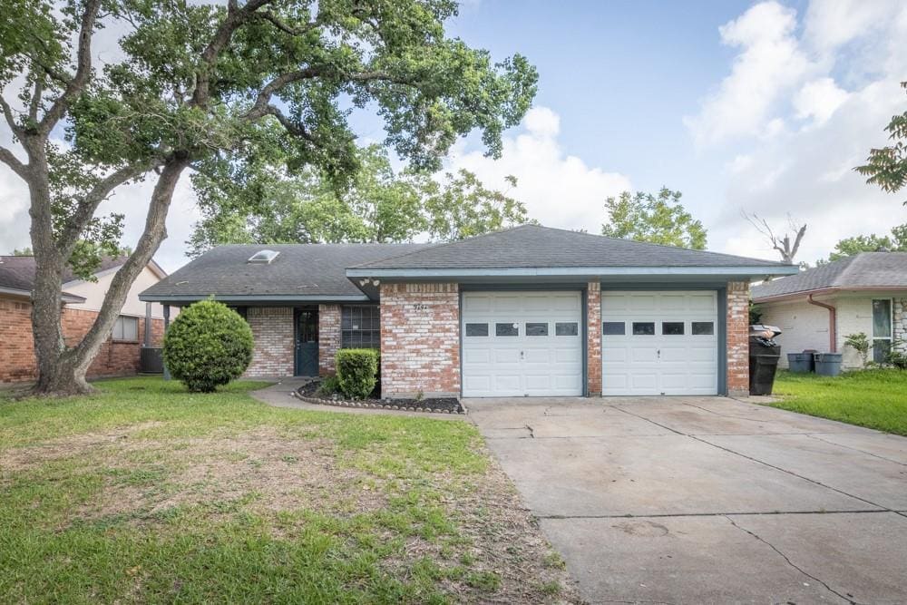 Primary Photo - 9747 Ebb St