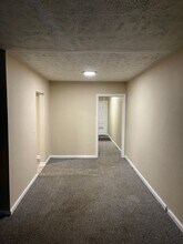 Building Photo - 127 Torch Hill Rd