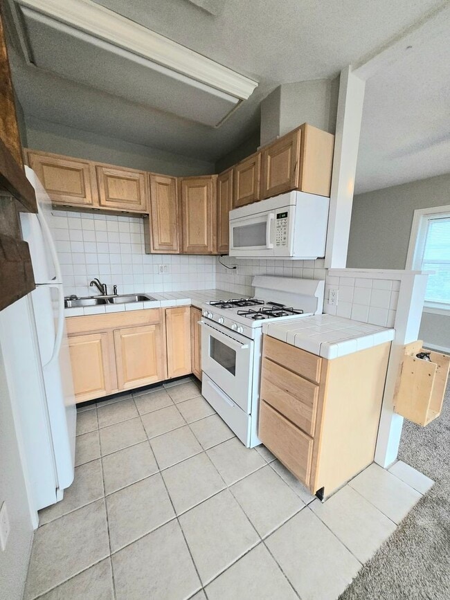 Building Photo - 1720 H St