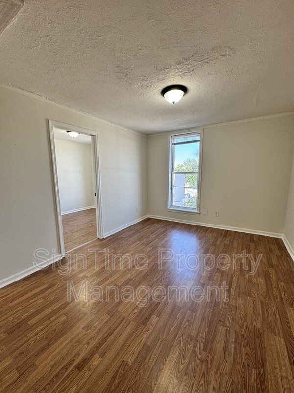 Building Photo - 40 N Conococheague St