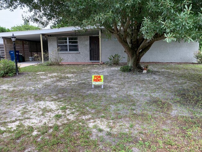 Foto del edificio - 4805 23rd St W