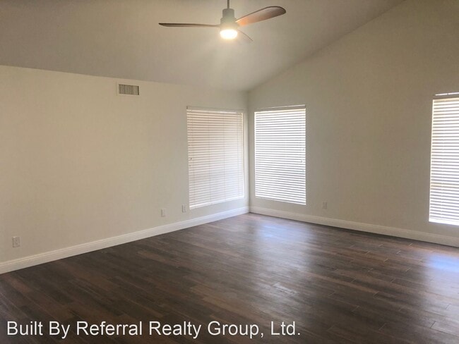 Building Photo - 2 br, 2 bath House - 26401 S Lakewood Dr