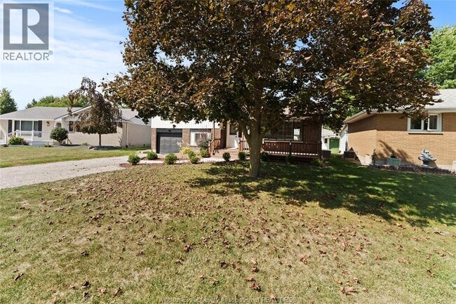 Building Photo - 6 Sunset Pl