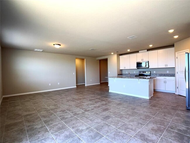 Foto del edificio - 1611 Bark Rdg Dr