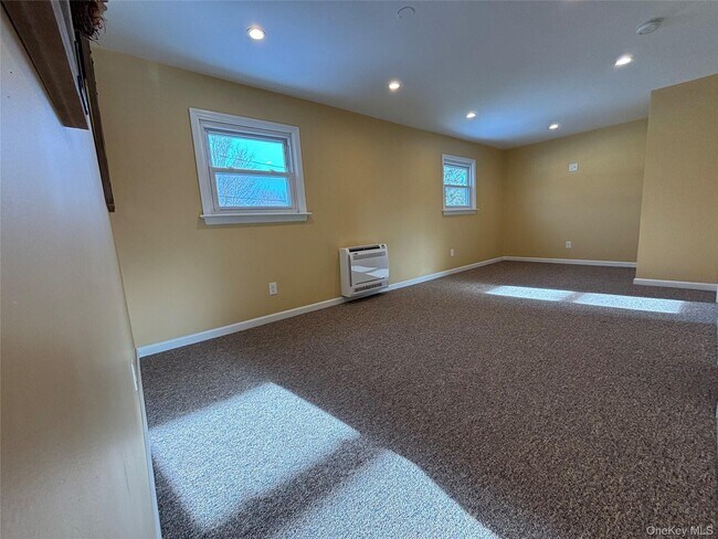 Foto del edificio - 45 Waterstone Rd