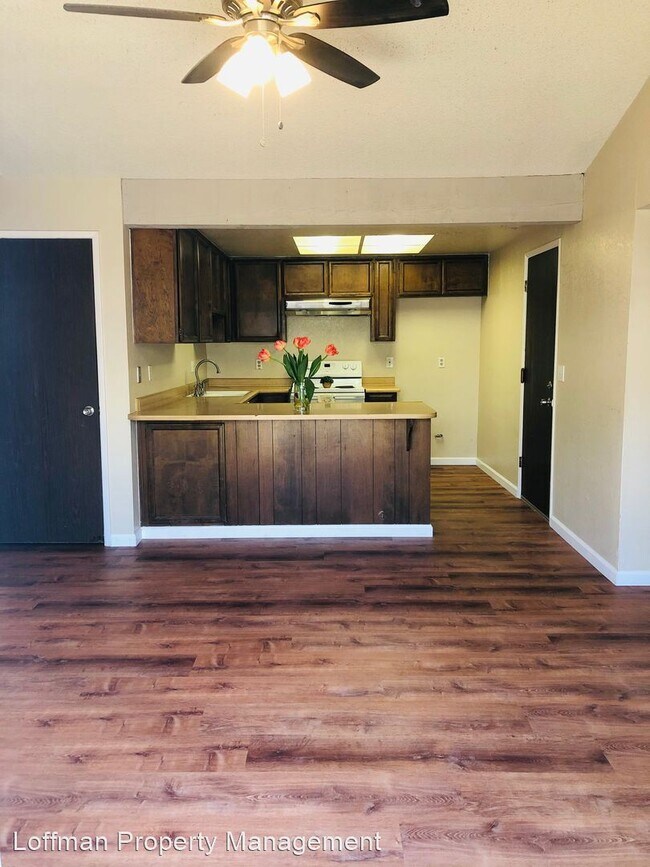 Building Photo - 2 br, 2 bath House - 3330 Meadow Way