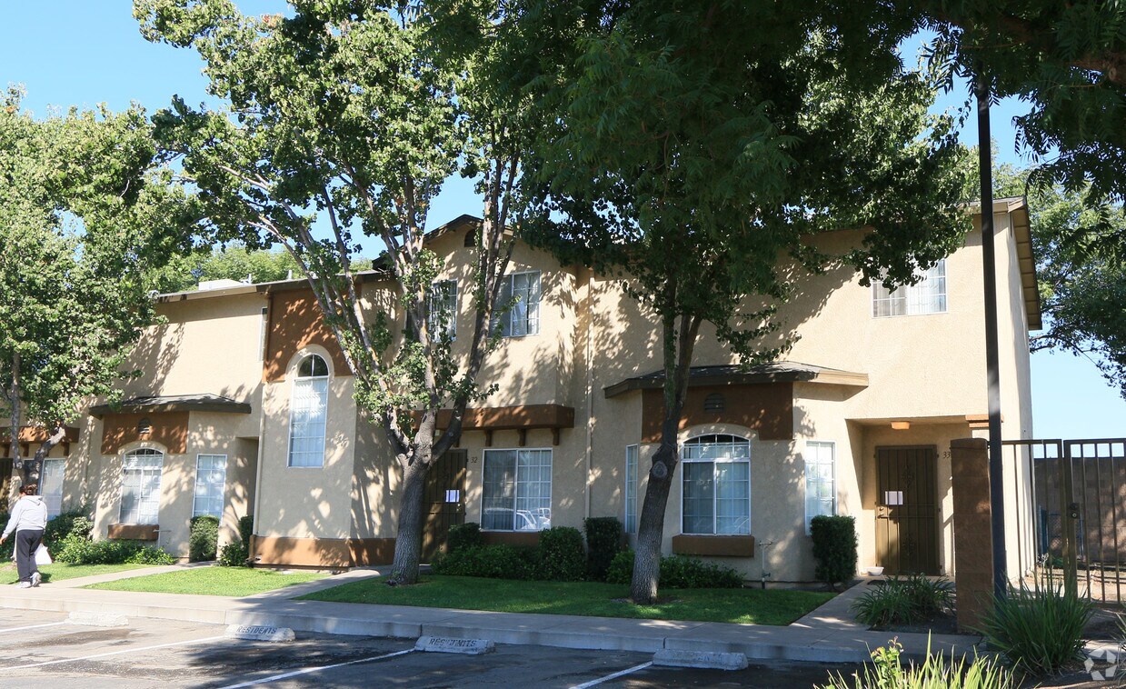 Foto principal - Santa Fe Townhomes