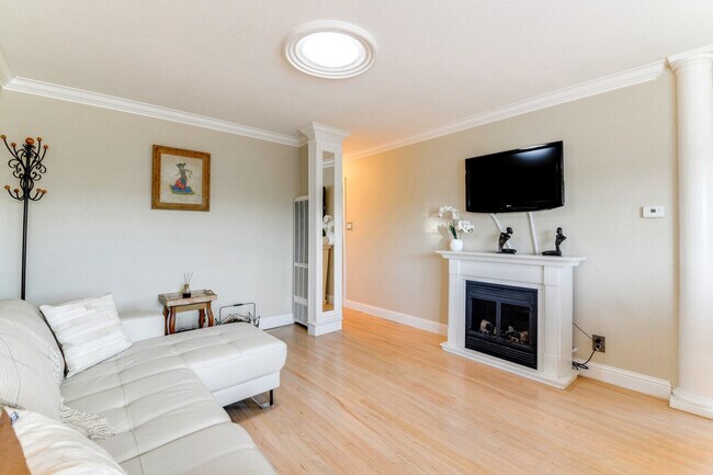 Foto del edificio - 2355 21st St