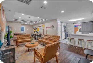 Building Photo - 8411 Garden Parks Dr