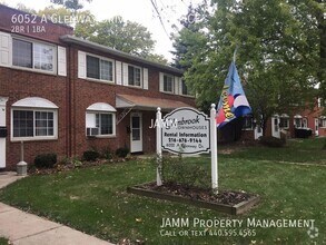 Building Photo - 6052 Glenway Dr
