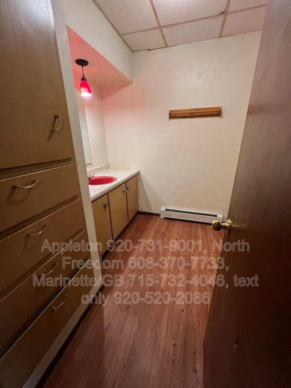 Building Photo - 222 E Main St