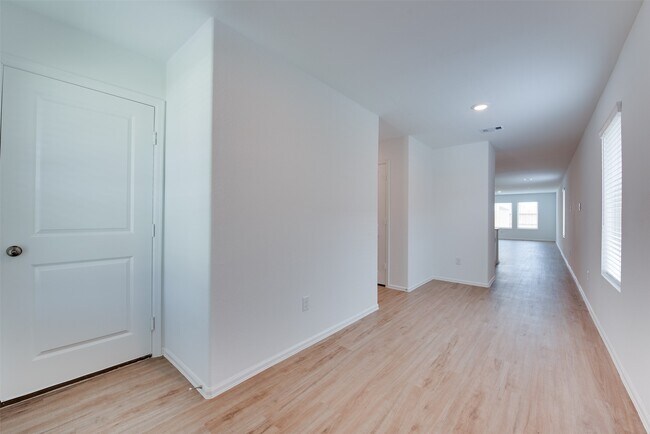 Foto del edificio - 4134 Oakland Vw St