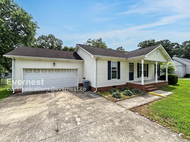 Building Photo - 128 Thrasher Pike