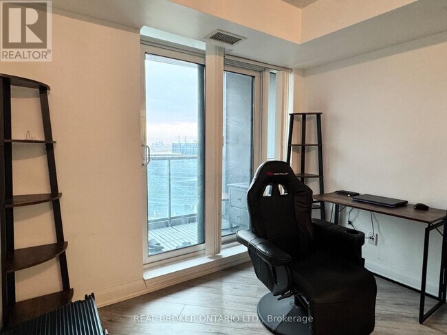 Building Photo - 28 Harrison Garden Blvd