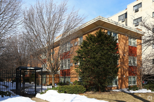 Building Photo - North Ridge Apartments