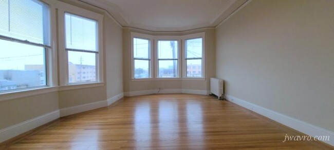 Foto del edificio - 7450 Geary Blvd