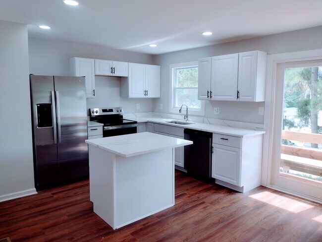 Foto del edificio - 12707 Duckettown Rd