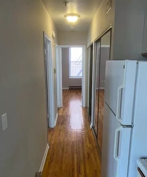 Building Photo - 533 Monroe St