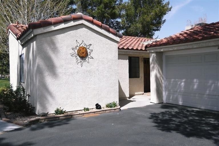 14814 Clubhouse Dr Unit A, Helendale, CA 92342 Condo for Rent in