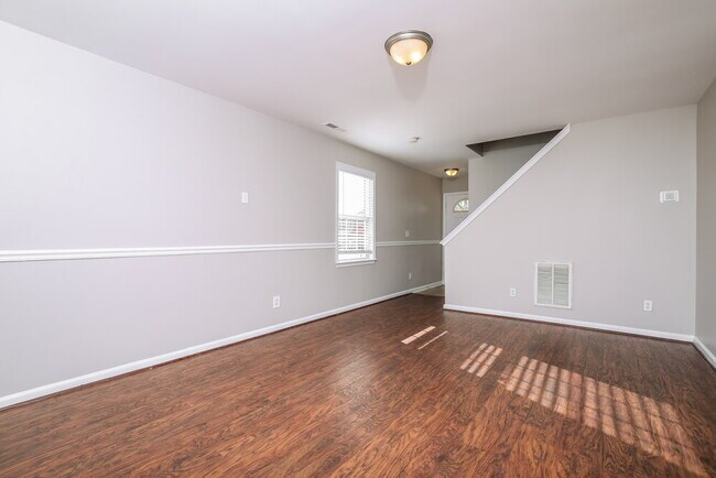 Foto del edificio - 721 Champion St