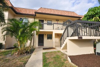 Building Photo - 7101 Golf Colony Ct