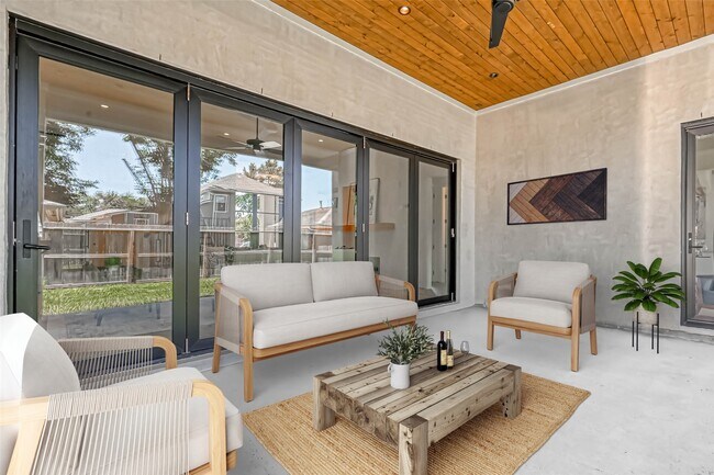 Foto del edificio - 1506 W 43rd St