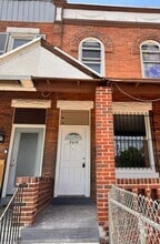 Building Photo - 5439 Hunter St