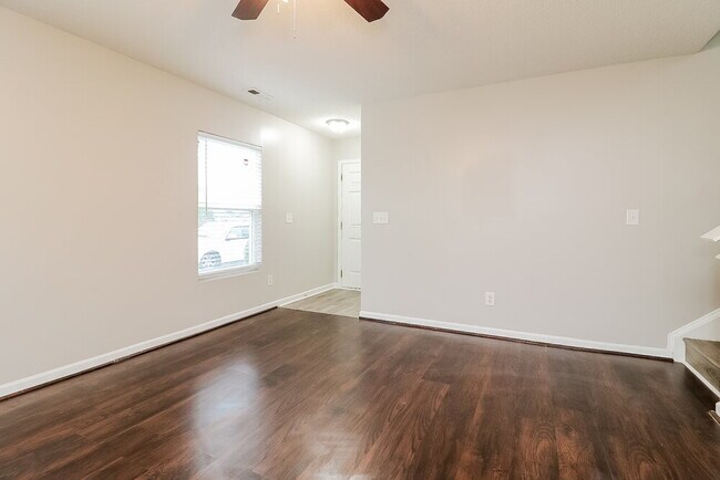Building Photo - 3775 Marshlane Way