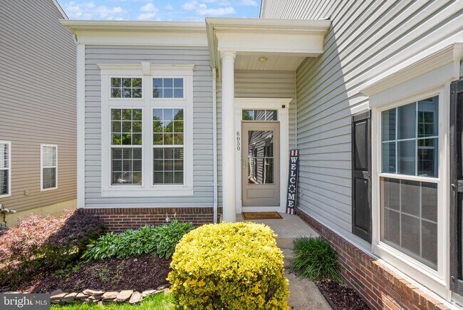 Building Photo - 6050 Smooth Stone Pl
